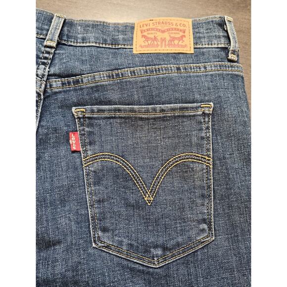 Levi’s Women's Mid Rise Classic Straight Leg Denim Jeans Stretch Size 8S (29×28) - Picture 3 of 9